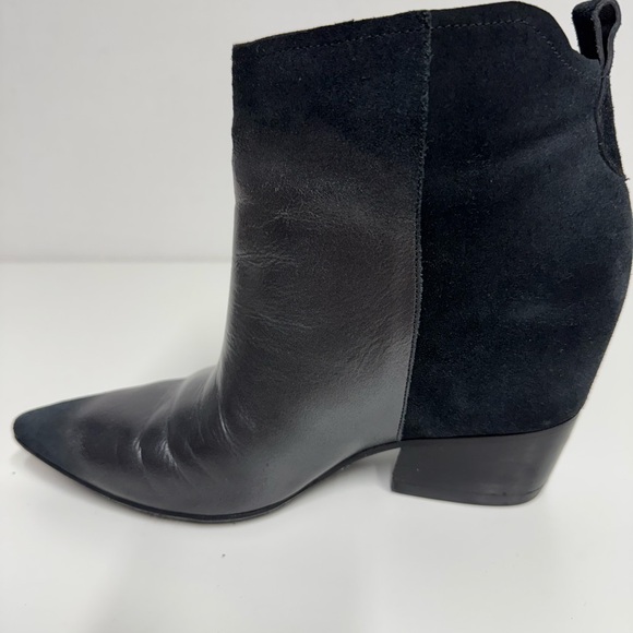 Sigerson Morrison Aerial Pointed Toe Black Leather Suede Boots Size  6.5 - Picture 4 of 12